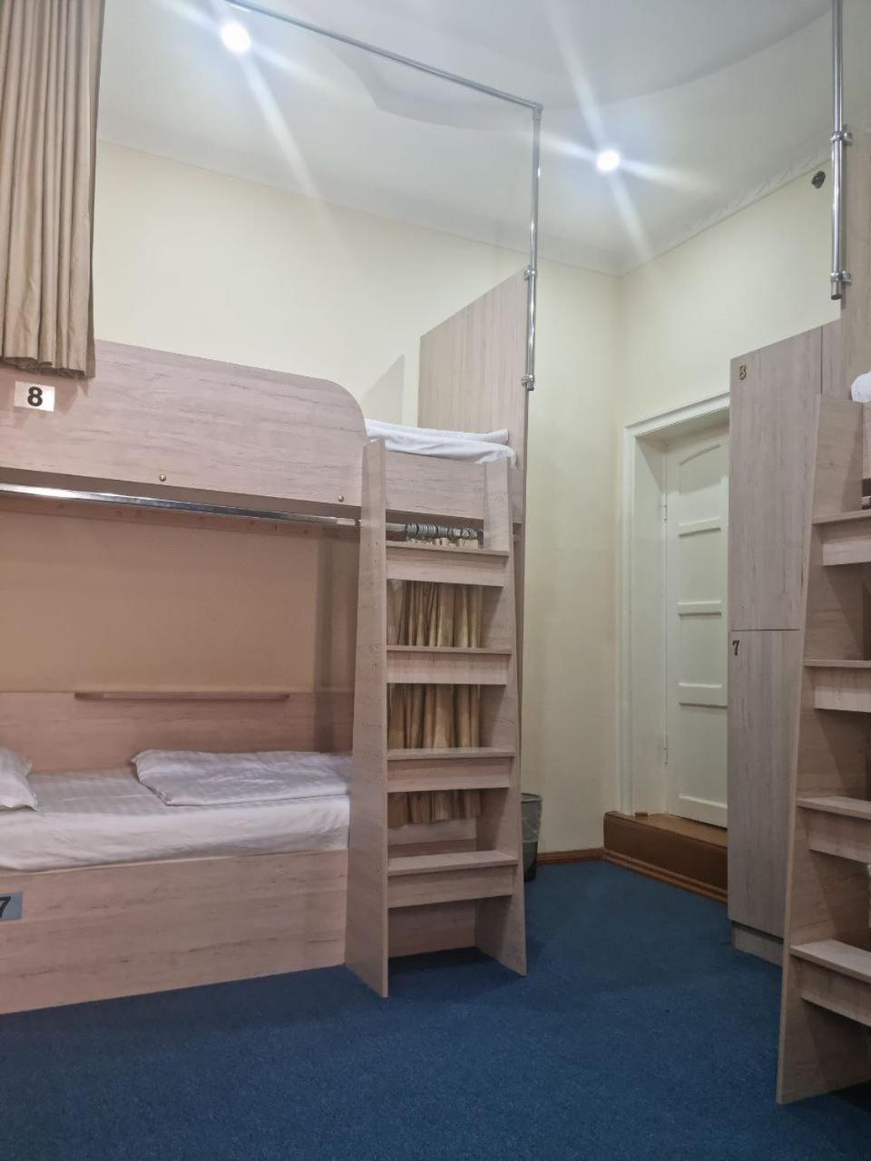 Loona Family Hostel Ташкент Экстерьер фото